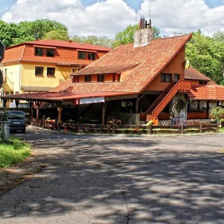 Zajazd Ostep Gorzyń Esterno foto